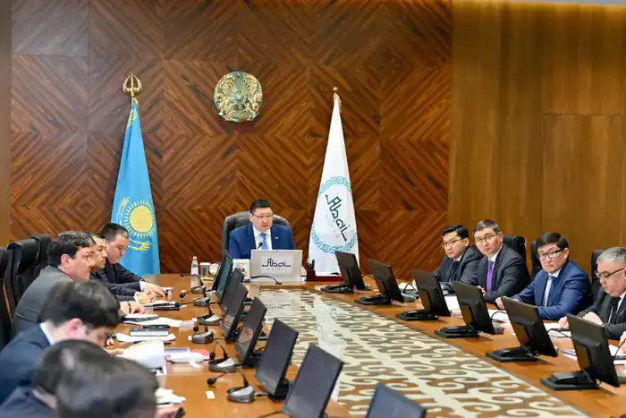 Аким области: вопросы чистоты и порядка на объектах торговли будут на постоянном контроле (6)