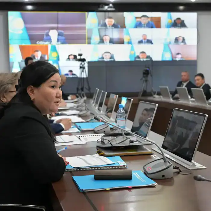 Сегодня на аппаратном совещании в акимате области рассмотрели готовность региона к пожароопасному периоду, а также алгоритмы распределения жилья очередникам через Отбасы банк (6)