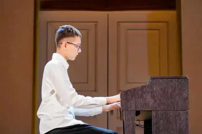 В Астане прошел концерт особенных детей (9)