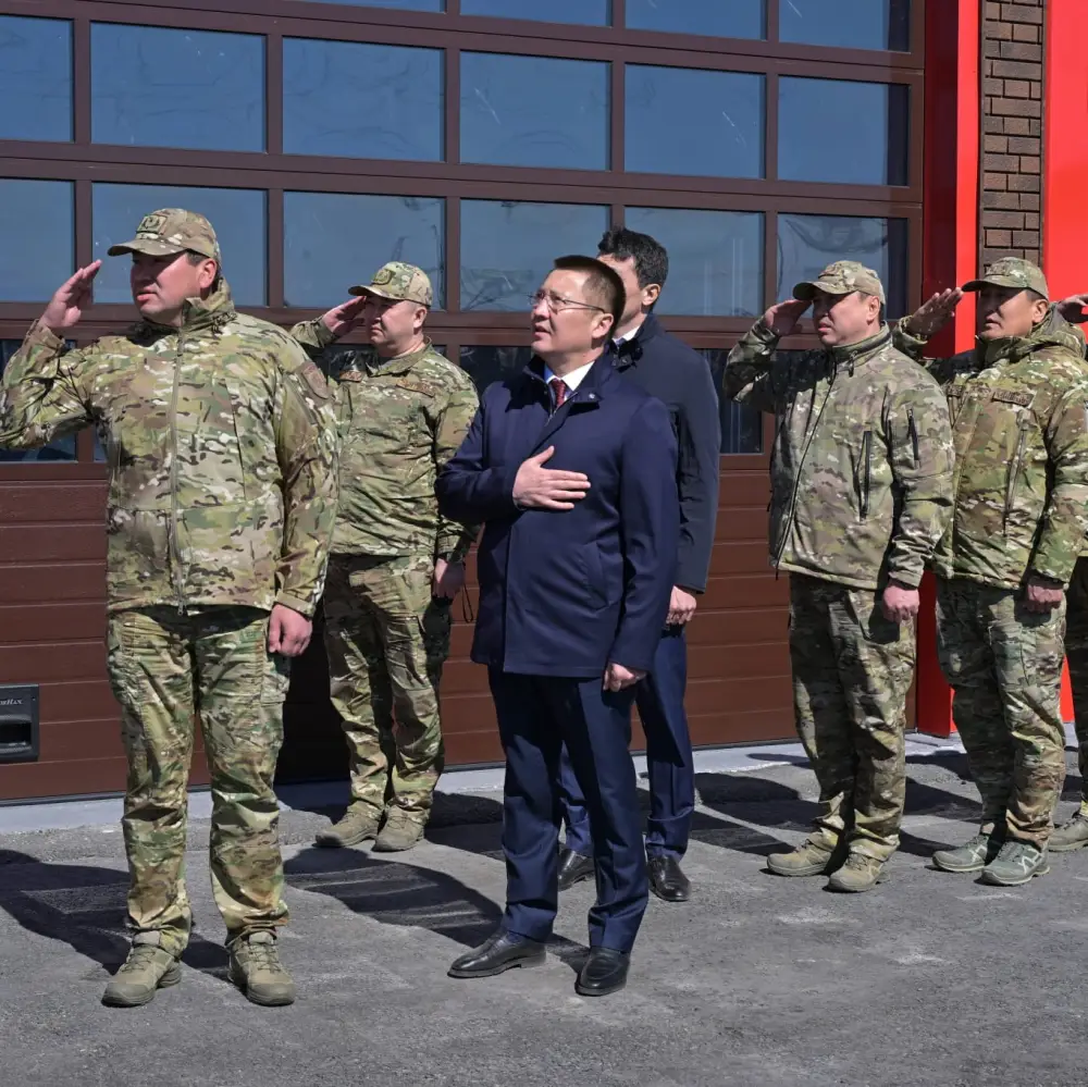 В поселке Солнечный города Экибастуза открыт новый пожарный пост №22 - очередной объект, построенный в рамках системного укрепления гражданской защиты региона за счет средств местного бюджета (6)