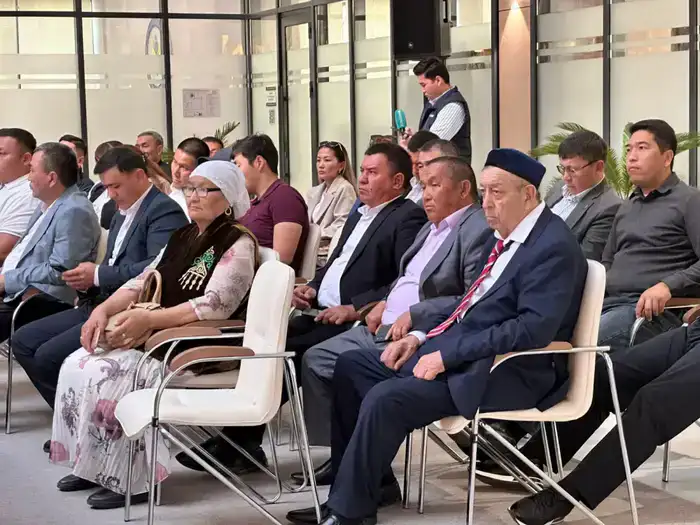Ермек Кенжеханұлы встретился с жителями Туркестанской области (3)