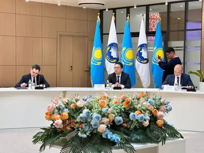 Вице-министр Ермек Кенжеханұлы обсудил с жителями Туркестанской области развитие агросектора и поддержку животноводства