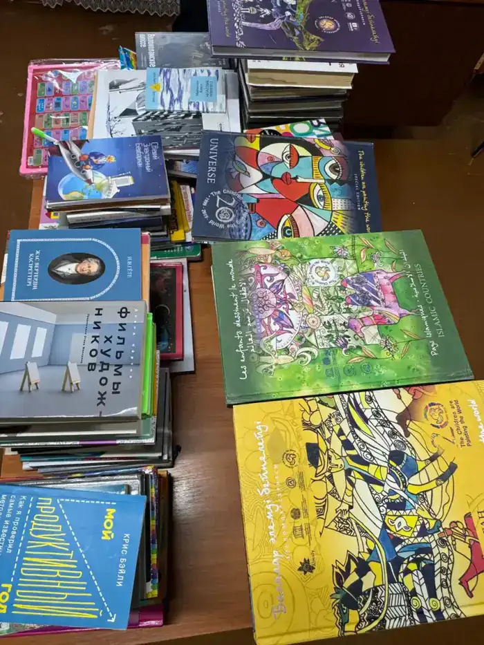 Правозащитный институт передал художественную литературу в учреждения уголовно-исполнительной системы