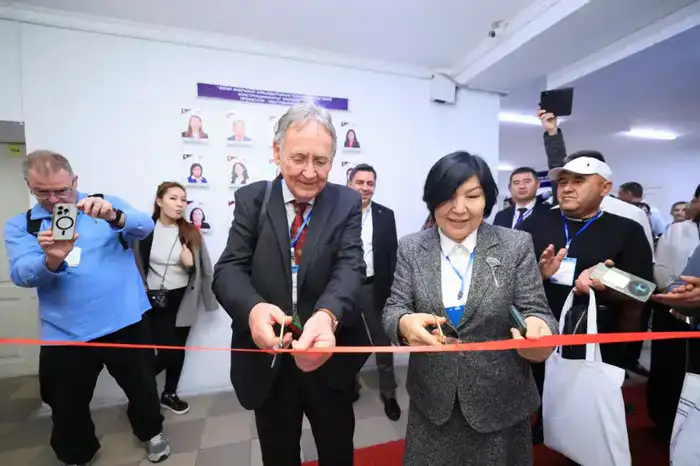 Центр TEX4FUTURE в Южно-Казахстанском университете: новый шаг к международному сотрудничеству в текстильной промышленности