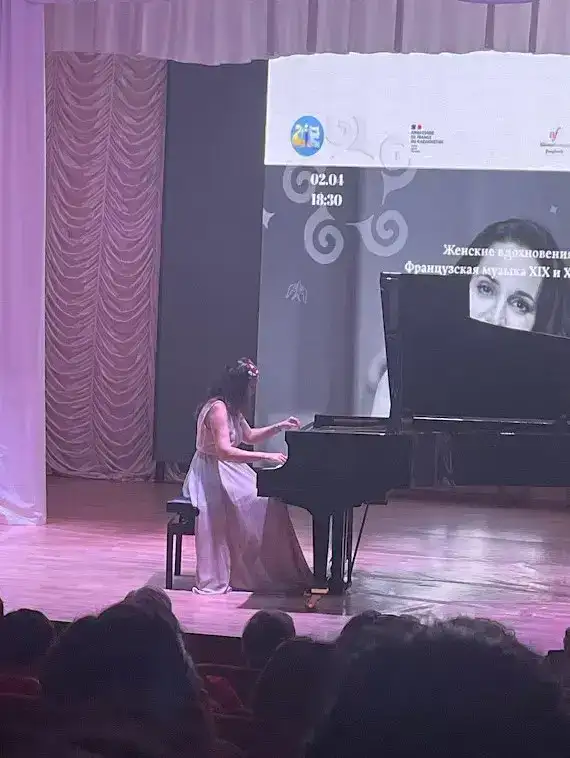 Музыка без границ: французская пианистка покорила Караганду (2)