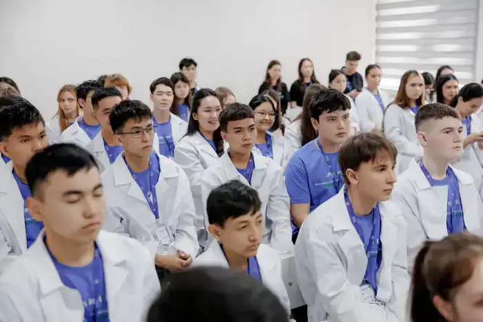 Агрохимия в действии: в филиале РХТУ в Таразе прошла научно-просветительская смена (4)