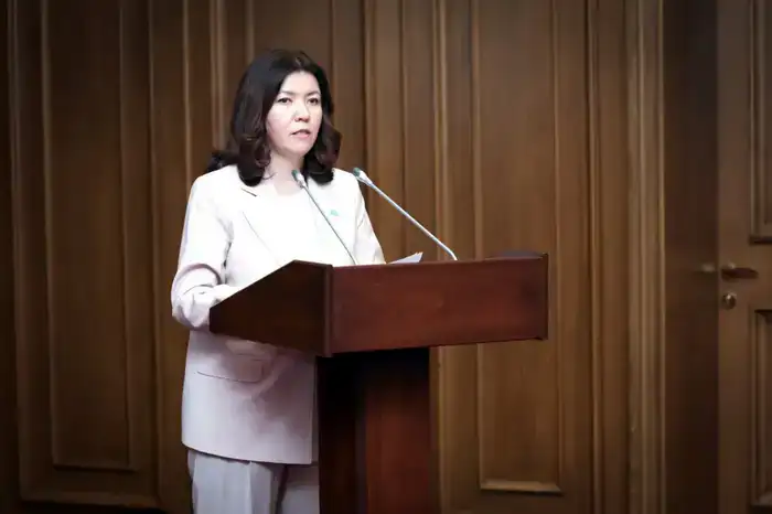 В Министерстве просвещения состоялось обсуждение новой Конституции (10)