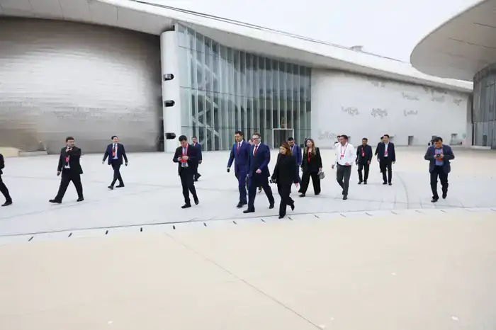 Казахстан усиливает экспорт в Китай: Шаккалиев принял участие в форуме ШОС (4)