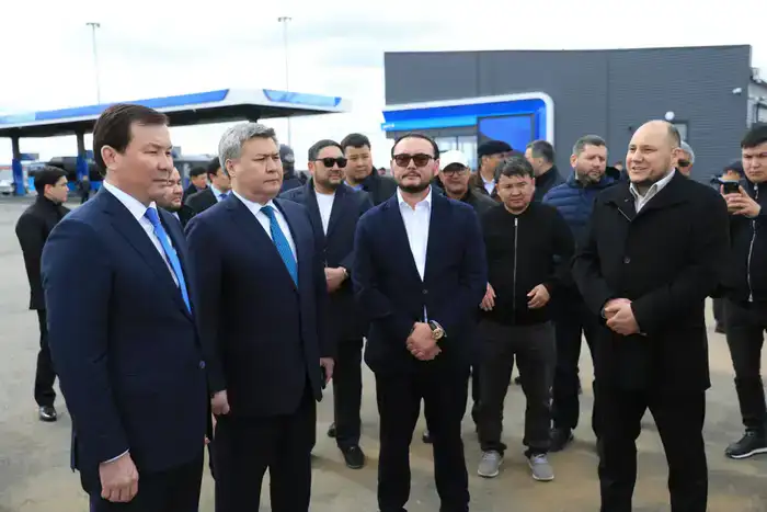 В Актобе решена проблема, позволяющая обеспечить бесперебойную работу общественного транспорта (2)