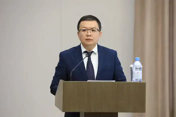 Обсуждены вопросы социально-экономического развития региона и освоения бюджета (2)