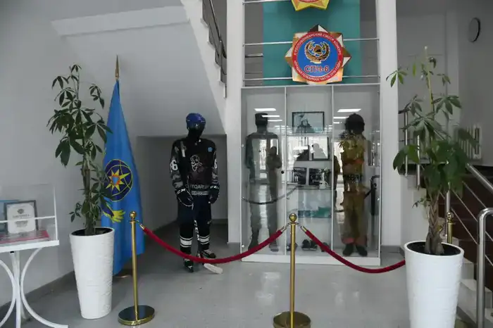 Столичные спасатели запустили акцию по предупреждению автопожаров