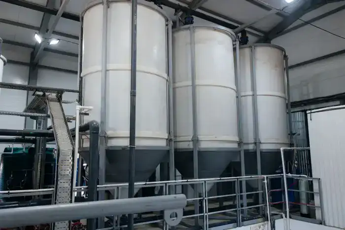 Аким области ознакомился с работой фильтровальной станции №5 в селе Береке (7)