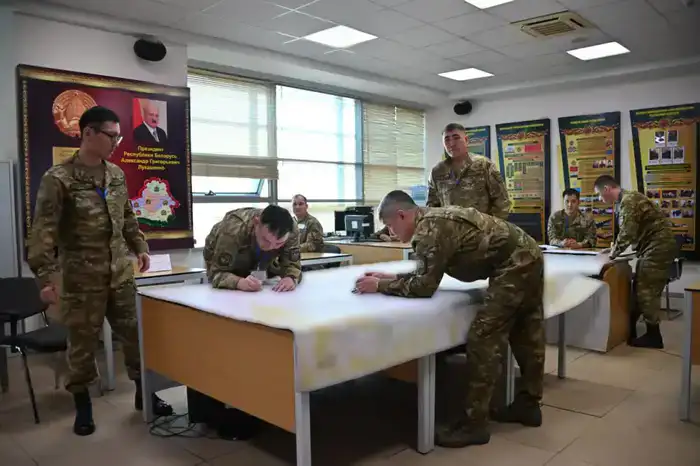 Магистранты и докторанты военного вуза отрабатывают оборонительные операции на стратегическом уровне (4)