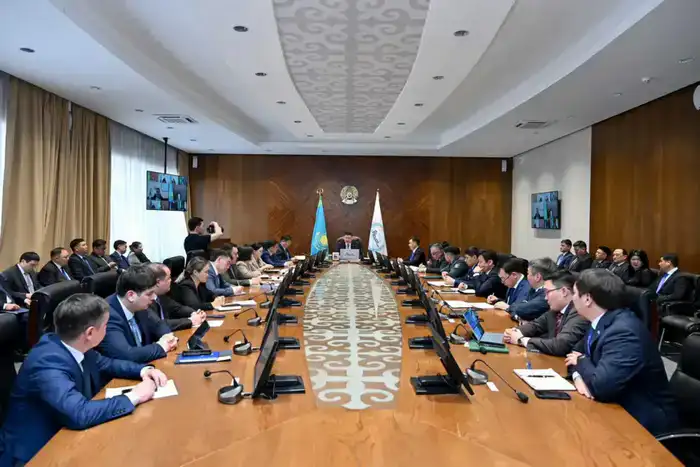 Обсуждение мер по улучшению туристической инфраструктуры в Абайской области