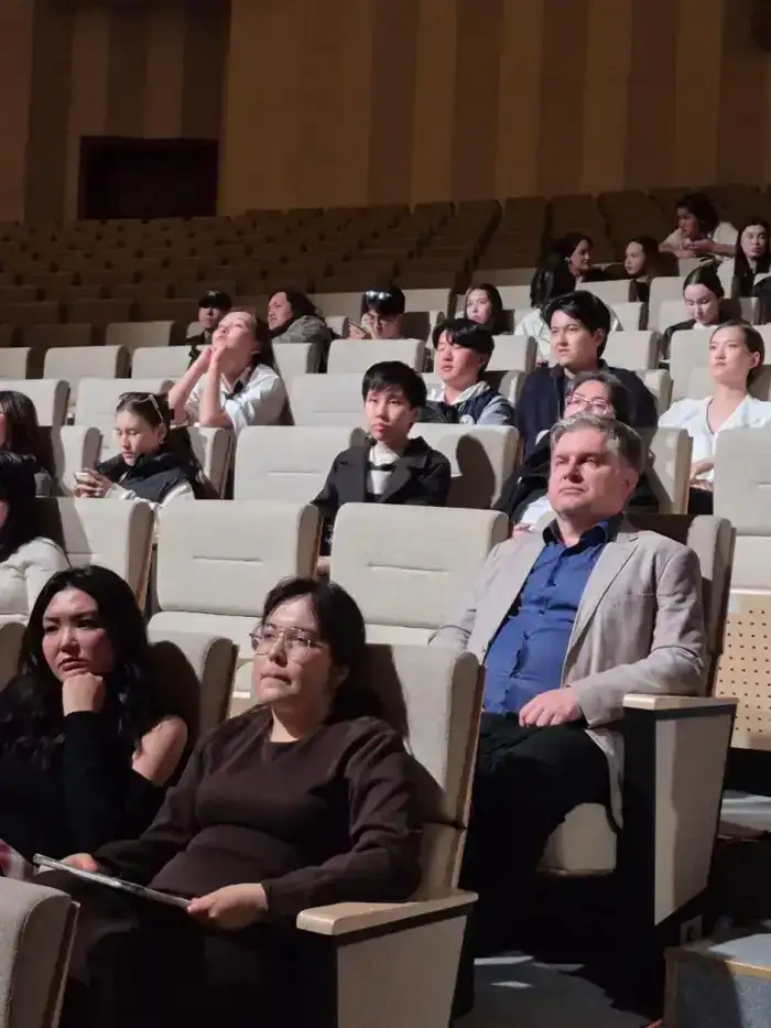 Обсуждение киберпреступности в университете: последствия для студентов и общества