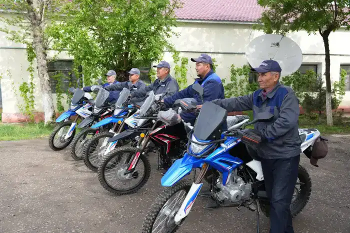 130 мотоциклов предоставлено филиалам РГП «Казводхоз» Министерством водных ресурсов и ирригации (7)