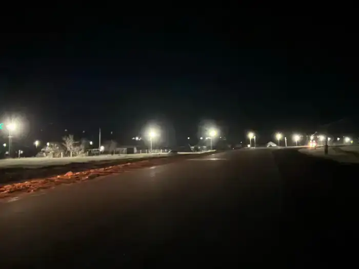 В селе Гастелло зажглись новые фонари (4)