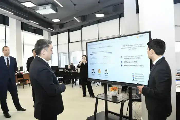 Опыт работы Карьерного центра столицы намерены применять в Кыргызстане (7)