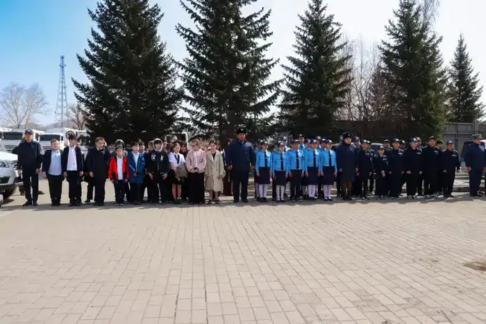 Экскурсия школьников полицейских классов в Департамент полиции ВКО