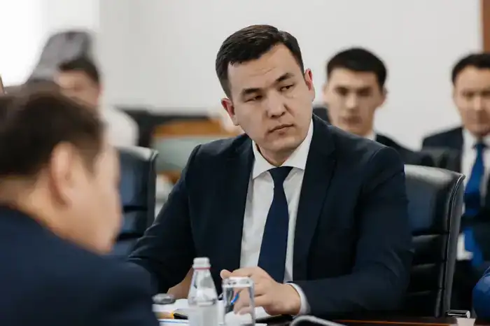 Обсуждены вопросы поддержки бизнеса (3)