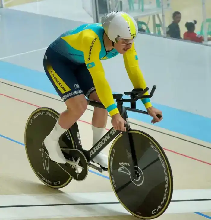 Золото и серебро: Караганда на вело-вершине Азии!