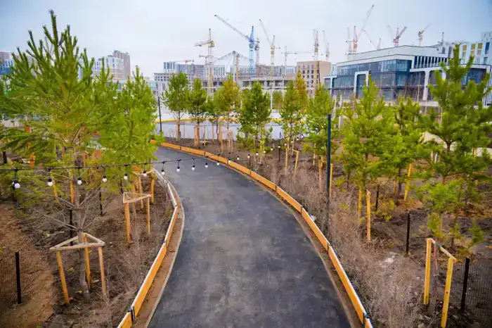 Новые стандарты: застройщики Астаны создают общественные пространства (9)