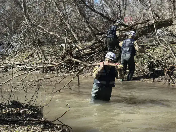 В паводкоопасных регионах страны продолжаются превентивные работы (2)