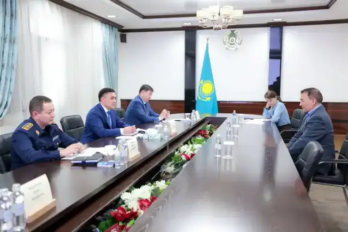 ПРИЁМ ГРАЖДАН: РАССМОТРЕНО БОЛЕЕ 150 ОБРАЩЕНИЙ (9)