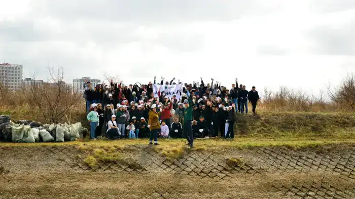 Более тысячи банкиров поддержали экологическую акцию «Таза Қазақстан» в Астане (4)