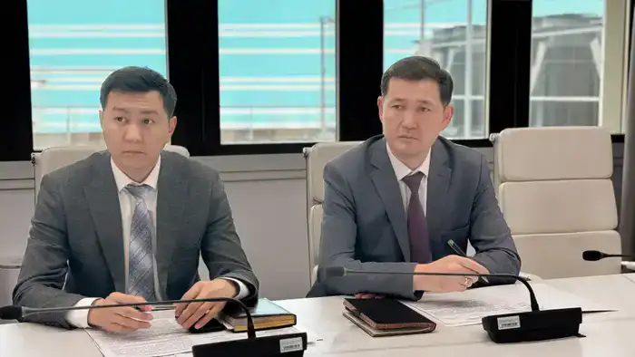 Айдарбек Сапаров провел личный прием граждан (2)