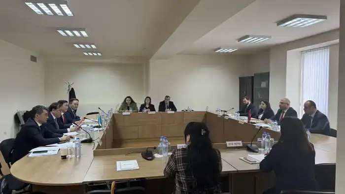 Казахстан и Армения провели консульские консультации и заинтересованы в расширении сотрудничества в консульской сфере (3)