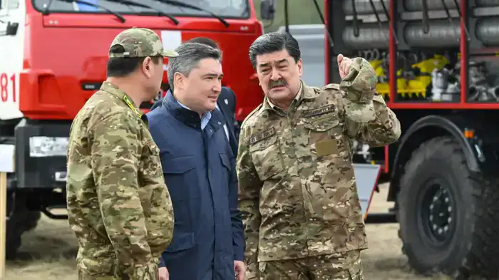 Олжас Бектенов проверил готовность системы раннего обнаружения лесных пожаров и оснащенность «Семей орманы» (8)