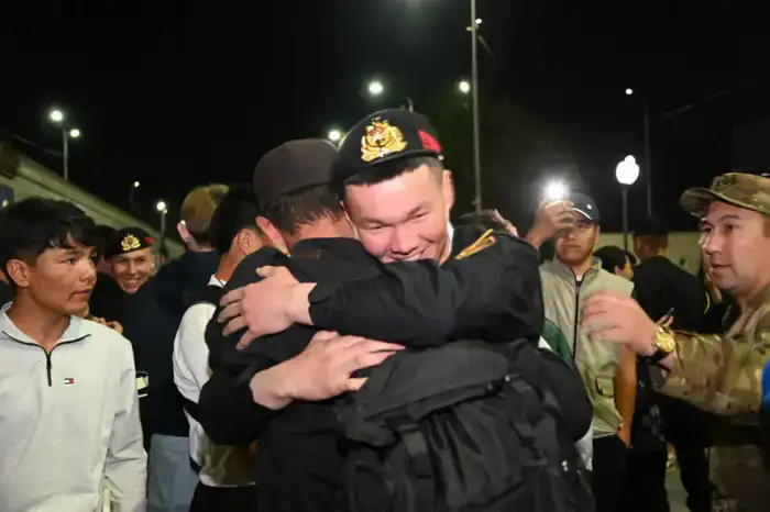 В ТУРКЕСТАН ПРИЕХАЛИ МОРСКИЕ ПЕХОТИНЦЫ (4)