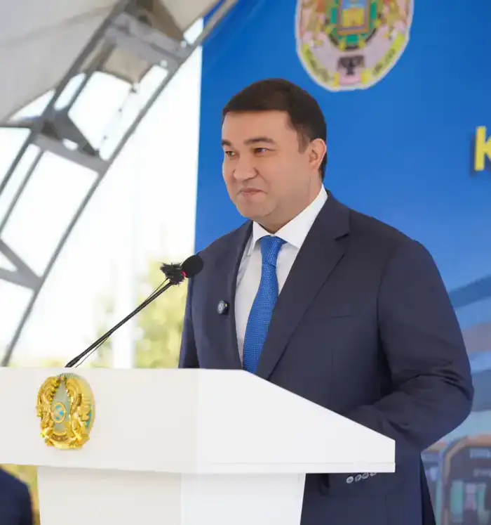 В ТУРКЕСТАНЕ ПРЕЗЕНТОВАЛИ 35 СОВРЕМЕННЫХ ЭЛЕКТРОАВТОБУСОВ (2)