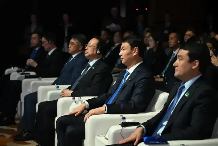 Алматы и Шанхай договорились о реализации проектов на 2,7 млрд долларов (5)