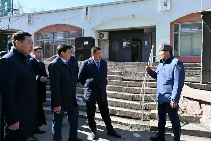 Аким области: «Объекты торговли, обслуживающие население, должны соответствовать современным требованиям» (5)