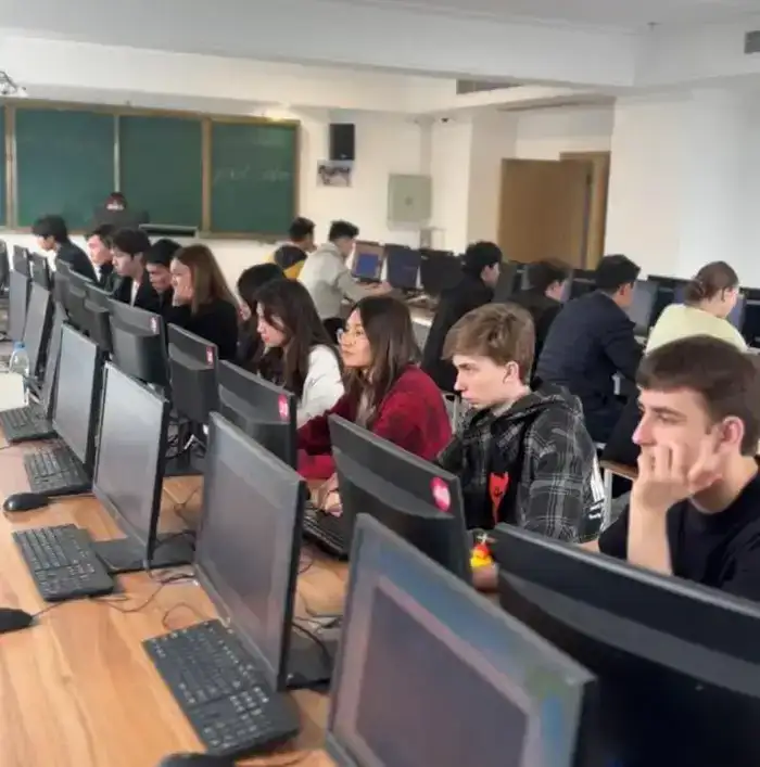 Студенты колледжа проходят международную стажировку по цифровой кибербезопасности (2)