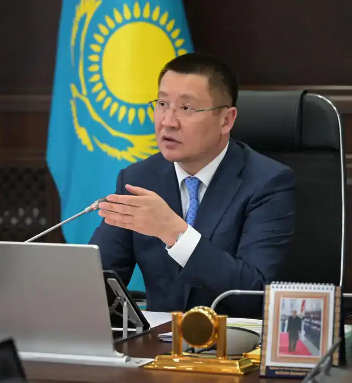 Сегодня на аппаратном совещании в акимате области рассмотрели готовность региона к пожароопасному периоду, а также алгоритмы распределения жилья очередникам через Отбасы банк (4)