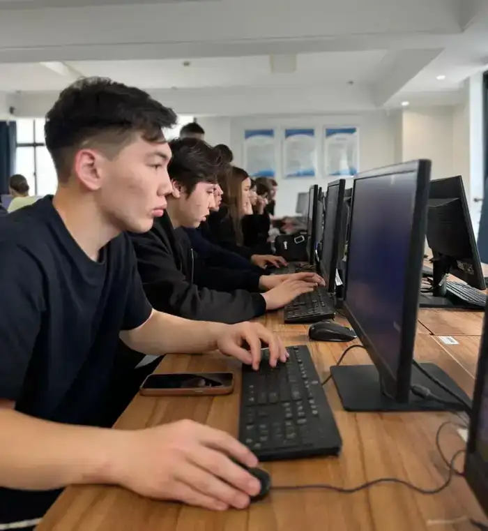 Студенты колледжа проходят международную стажировку по цифровой кибербезопасности (3)