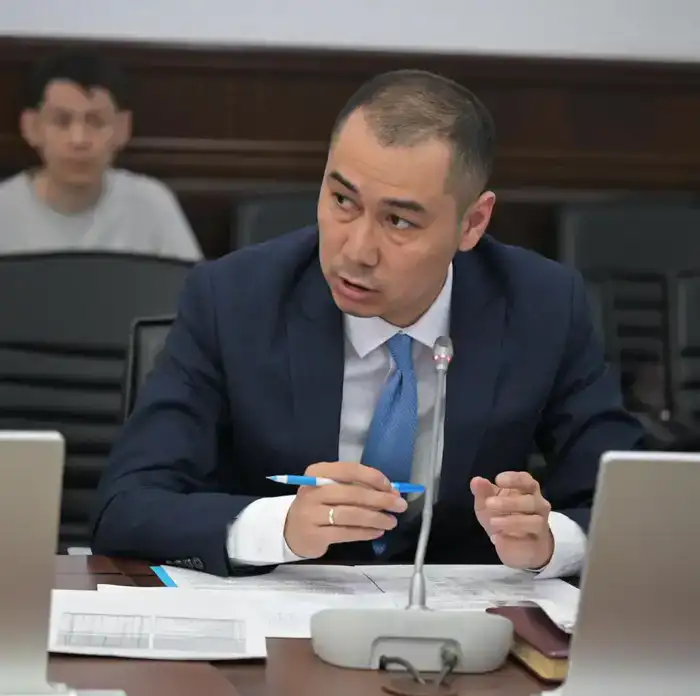 Сегодня на аппаратном совещании в акимате области рассмотрели готовность региона к пожароопасному периоду, а также алгоритмы распределения жилья очередникам через Отбасы банк (7)