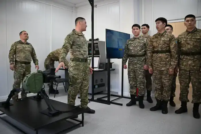 Курсанты военной кафедры на практике осваивают основы военно-учетной специальности (6)