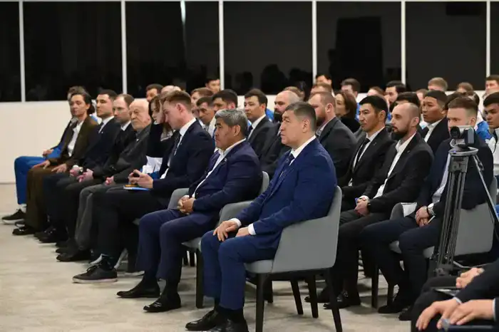 Порядка 500 спортсменов примут участие в летних Азиатских играх 2026 года - Ербол Мырзабосынов провел рабочее совещание (5)