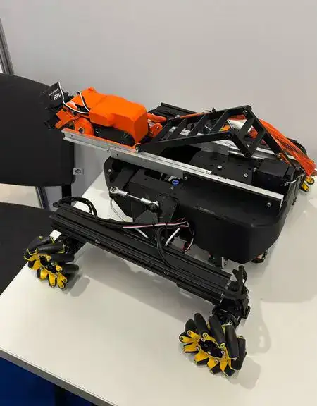 Карагандинские школьники разработали робота-спасателя для поиска людей под завалами (2)