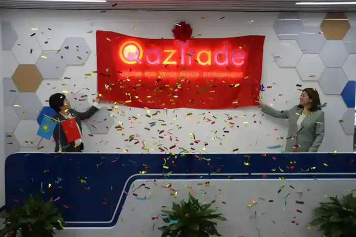 Ухань: открытие представительства QazTrade