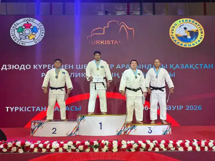 Полковник Еркебулан Тусупханов: серебряный меч в руках дзюдоиста на чемпионате Казахстана
