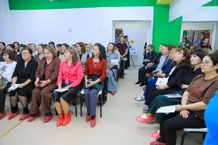 «Создавая крепость для детства: в Астане обсудили безопасность малышей»