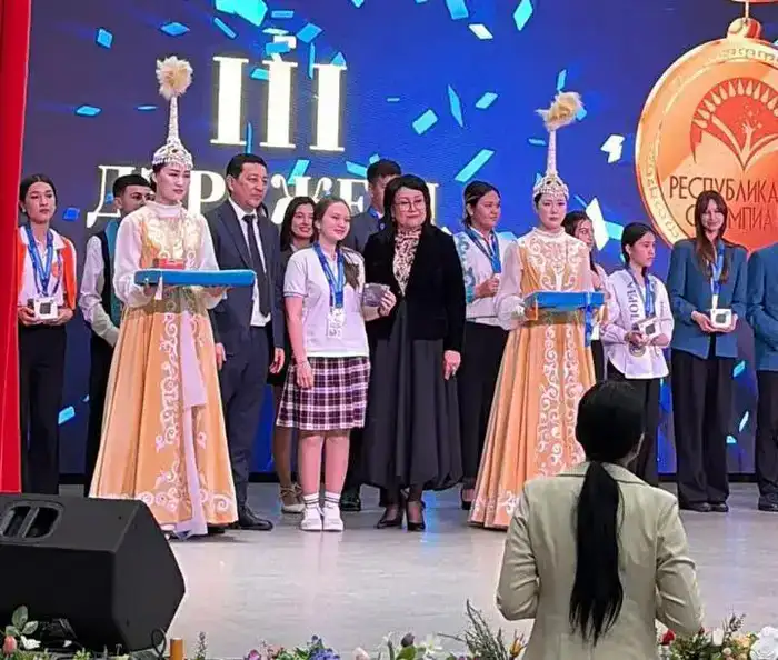 Карагандинцы заняли призовые места на республиканской олимпиаде по общественно-гуманитарным предметам (5)