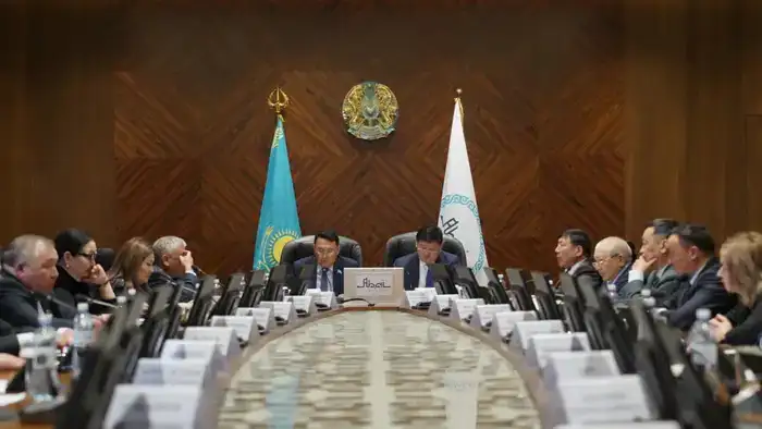 СОСТОЯЛАСЬ ОЧЕРЕДНАЯ ХХХV СЕССИЯ МАСЛИХАТА ОБЛАСТИ АБАЙ (10)