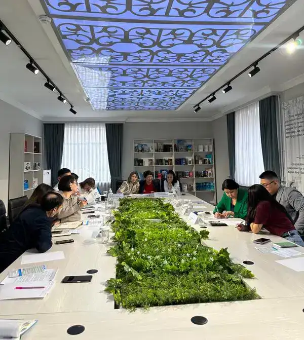 В Караганде продолжают наводить порядок в визуальной рекламе (3)