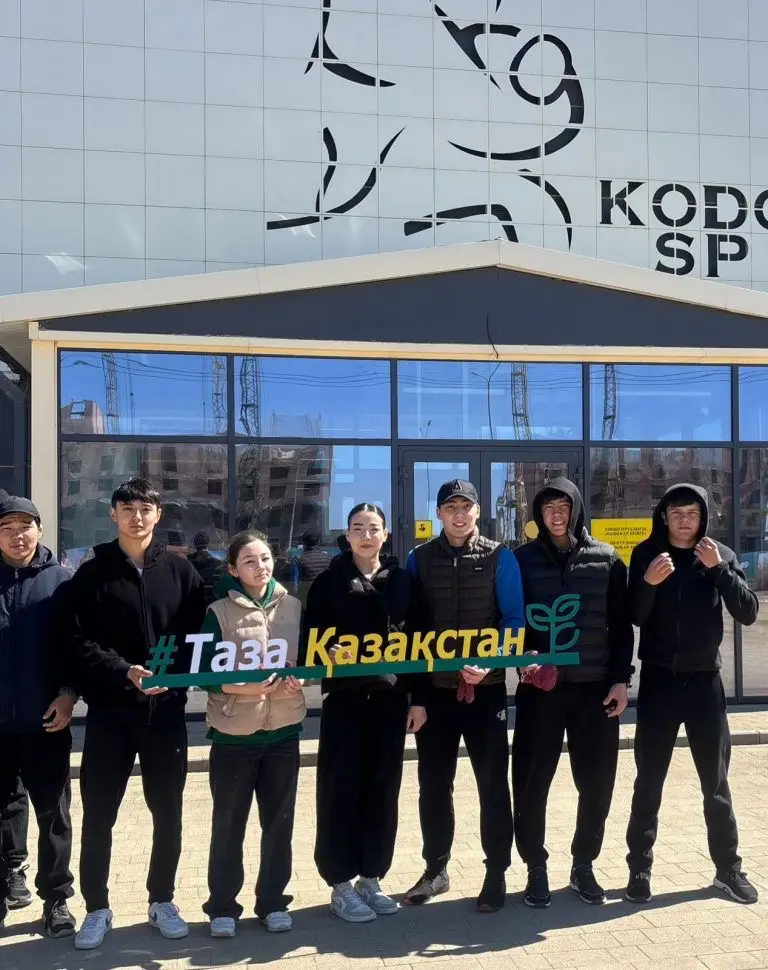 Экологическую акцию провел крупный спорткомплекс столицы (2)